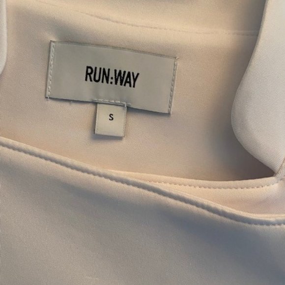 Carbon 38 RUN: WAY Reese Jacket White - Picture 4 of 4